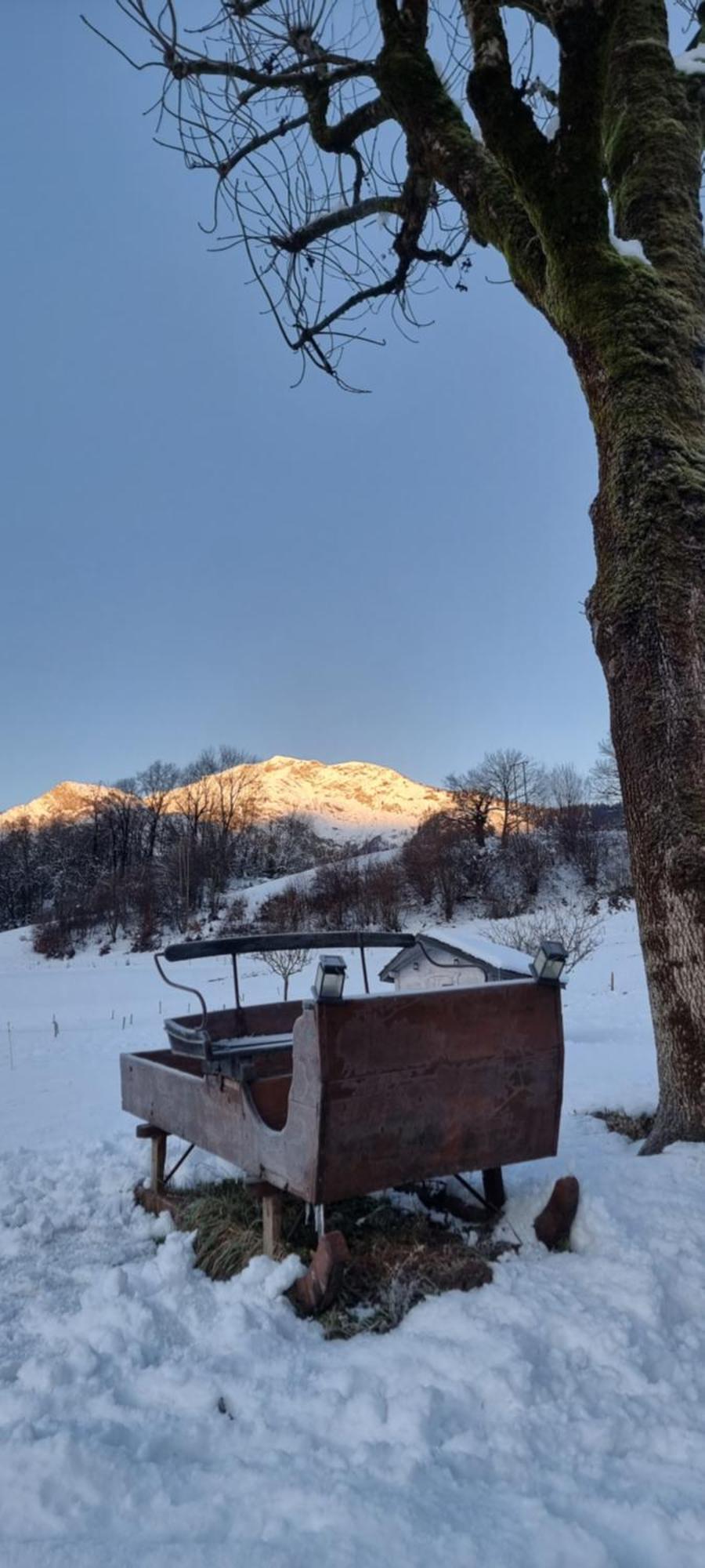 Le Refuge Du Montagnard Bed & Breakfast Marthod Exterior foto